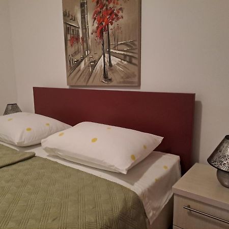 Apartment Mira Šibenik Екстериор снимка
