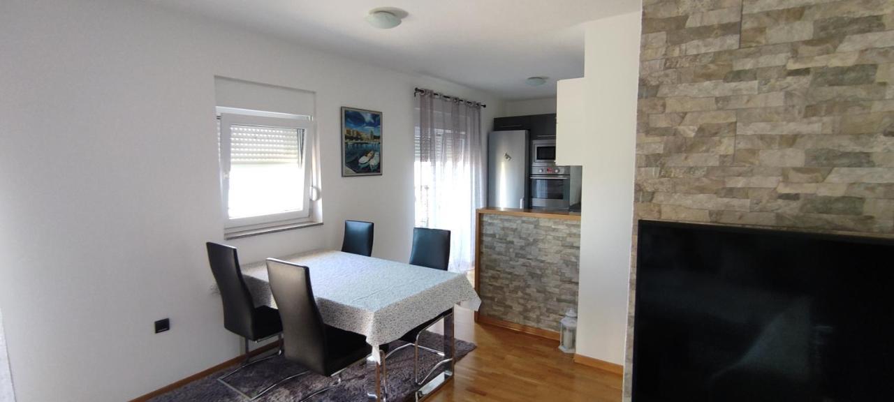 Apartment Mira Šibenik Екстериор снимка
